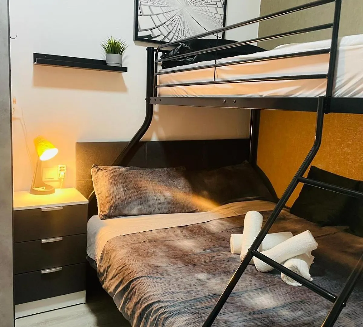 Vilapicina Rooms Barcellona Ostello