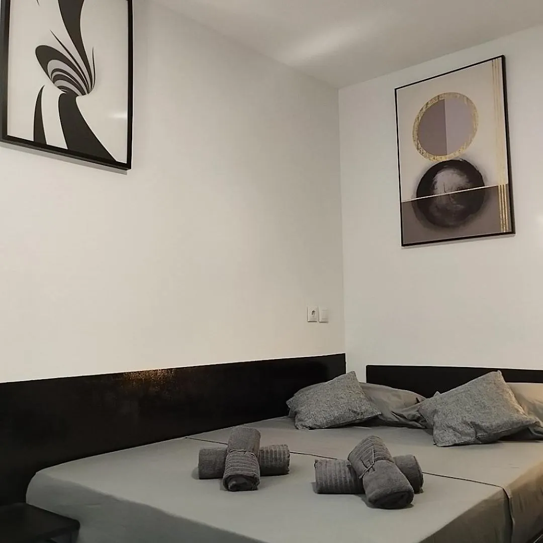 Vilapicina Rooms Barcellona Ostello